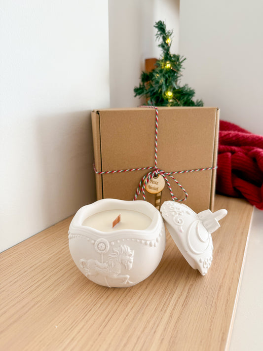 Vela de Cera de Soja - Bola de Natal Pequena